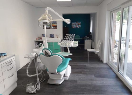 Recherche collaborateur ( trice)