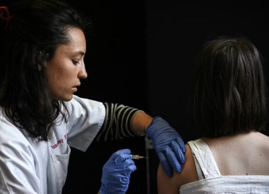 Vaccination contre les papillomavirus au collège : comment lever les barrières psychologiques ?